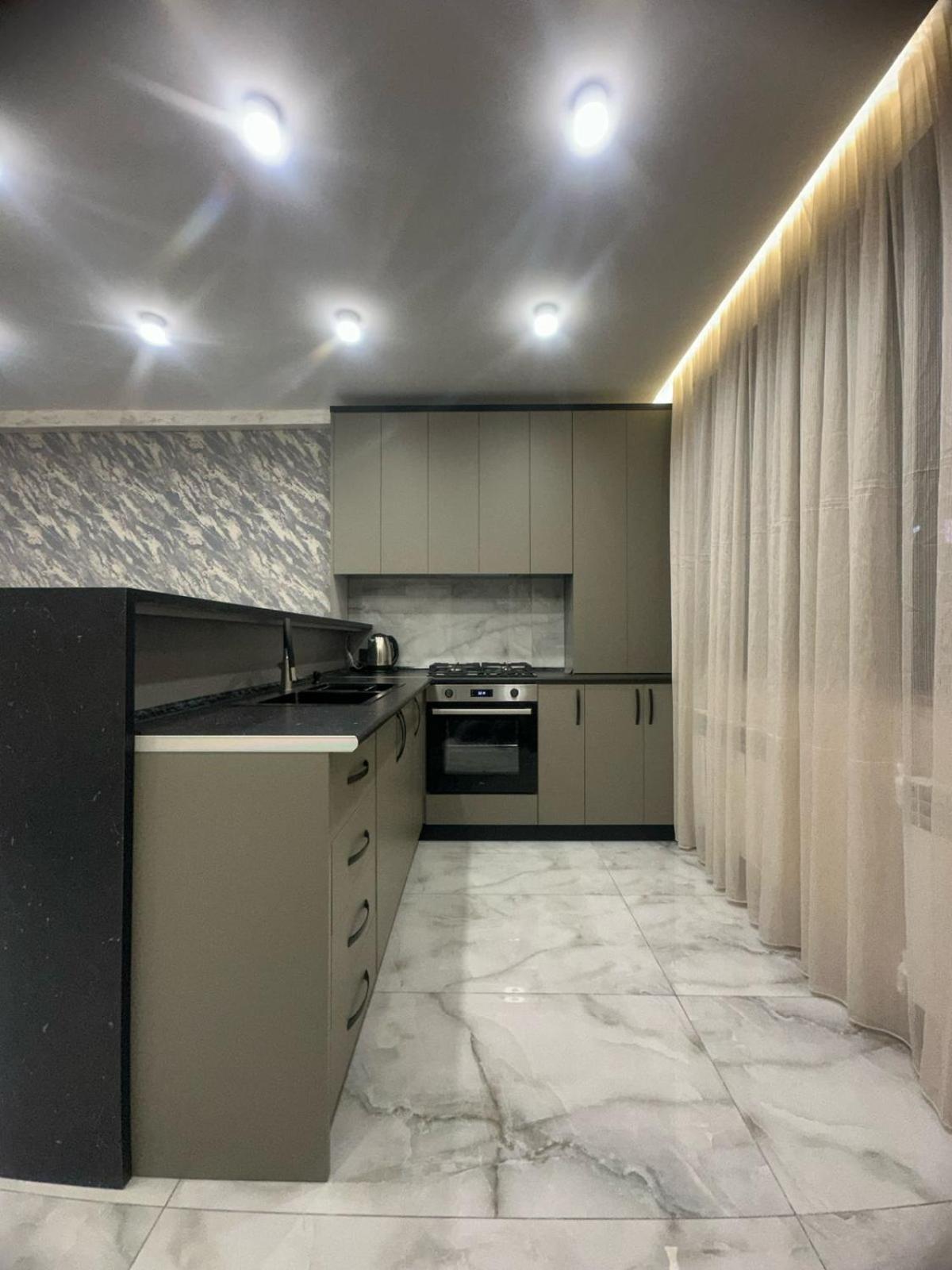 Luxuary Spacious 1Bedroom Apt,Centre Γιερεβάν Εξωτερικό φωτογραφία